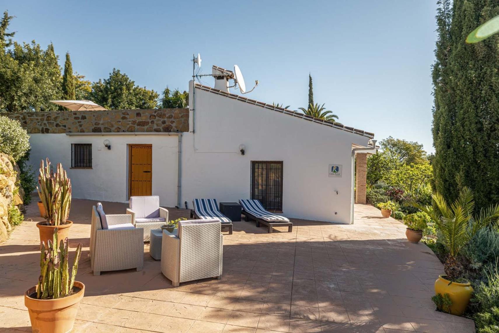 Casa Chica By Rosas Cantares Pizarra Exterior photo
